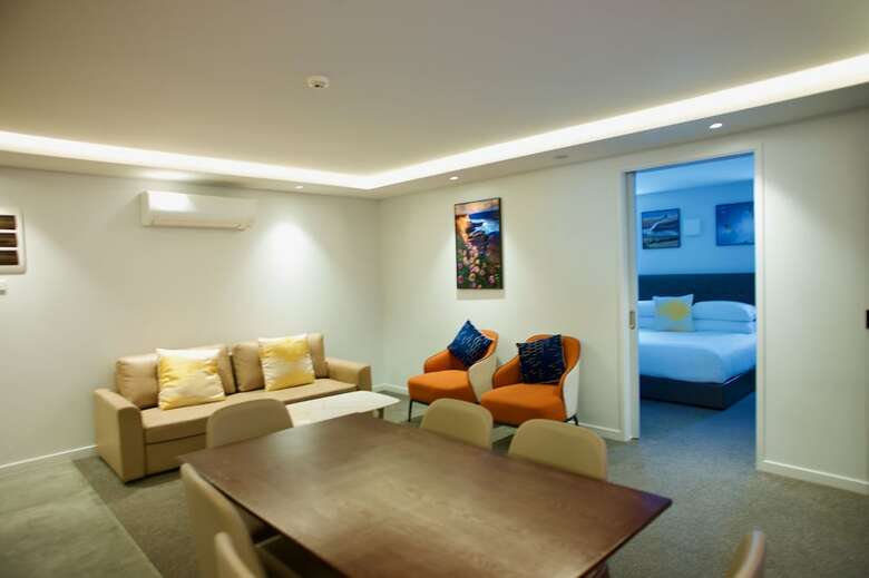 Hotel Regal Palms Resort