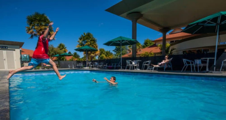 Hotel Regal Palms Resort