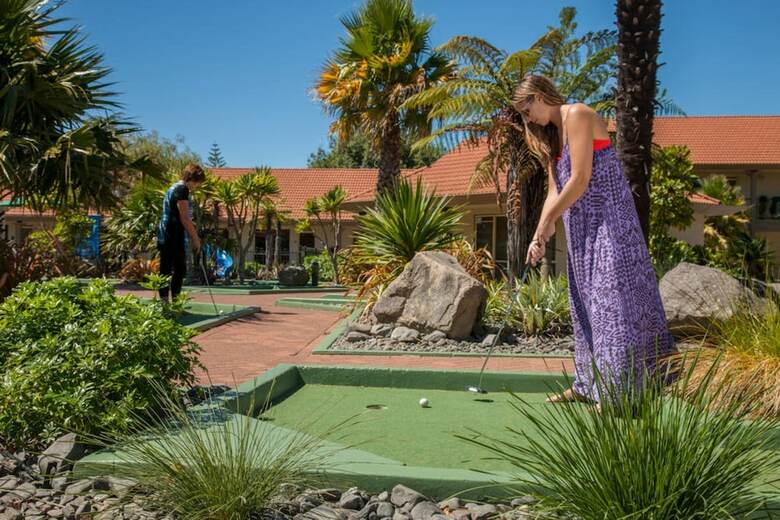 Hotel Regal Palms Resort