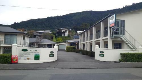 Jasmine Court Motel