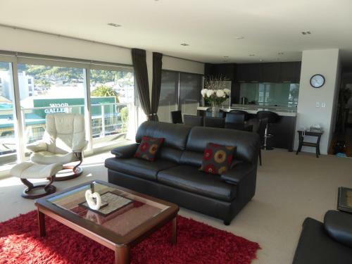 Picton Luxury Waterfront Quay Apartment