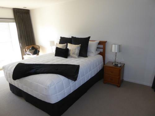 Picton Luxury Waterfront Quay Apartment