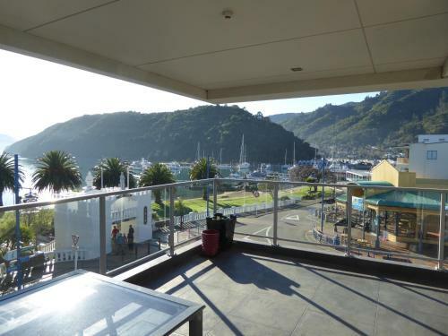 Picton Luxury Waterfront Quay Apartment