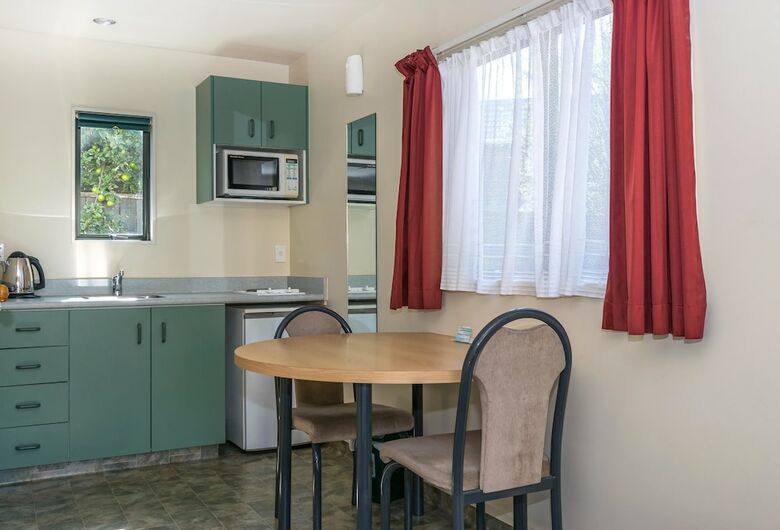 Ashleigh Court Motel