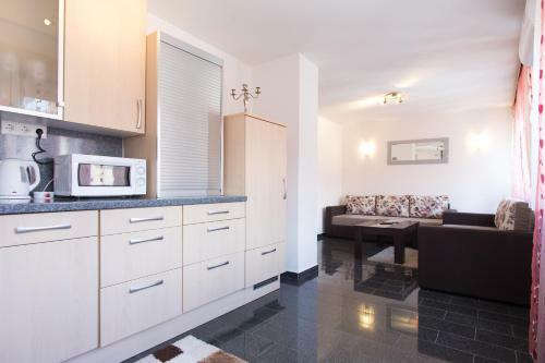 Saraj Apartment 4