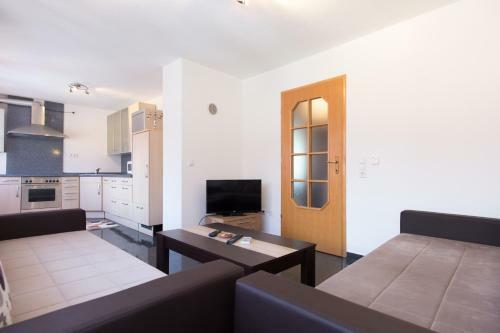 Saraj Apartment 4