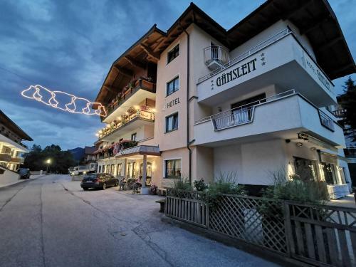 Hotel G�nsleit