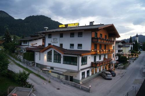 Hotel G�nsleit