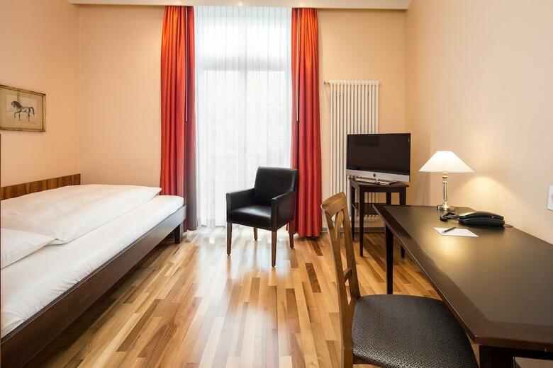 Hotel Schweizerhof Basel