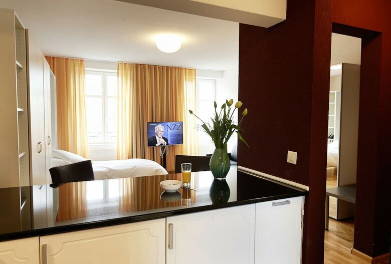 Residence Apartments By Hotel Du Commerce