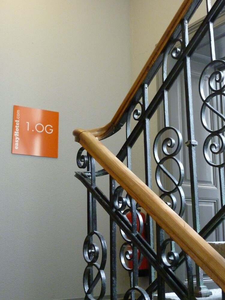 Easyhotel Basel