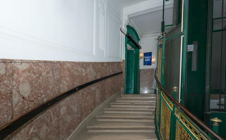 Hostal Pension Neuer Markt
