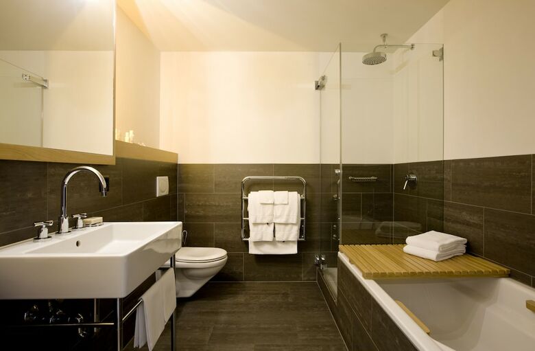 Hotel The Omnia