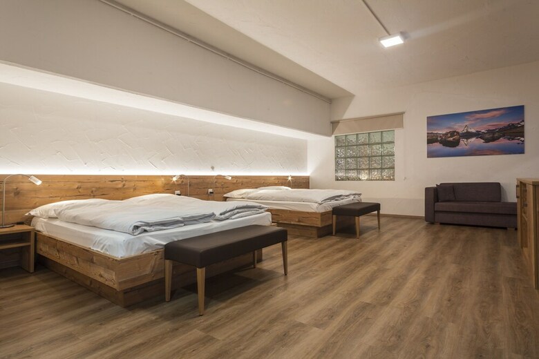 Hotel Zermatt Budget Rooms