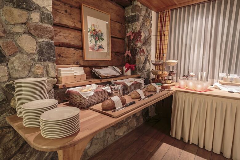 Hotel Zermatt Budget Rooms