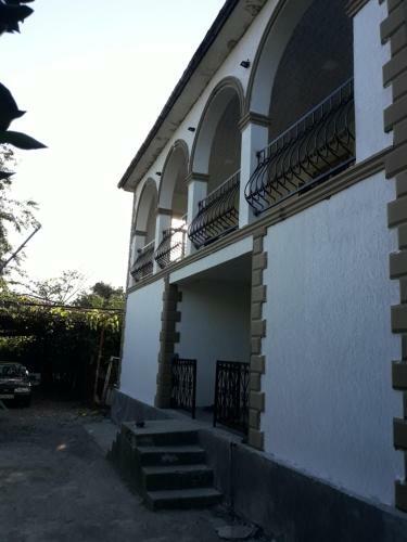 Hostal House Dea Dea