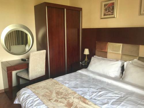 Ana's Apartment In Chakvi Oasis