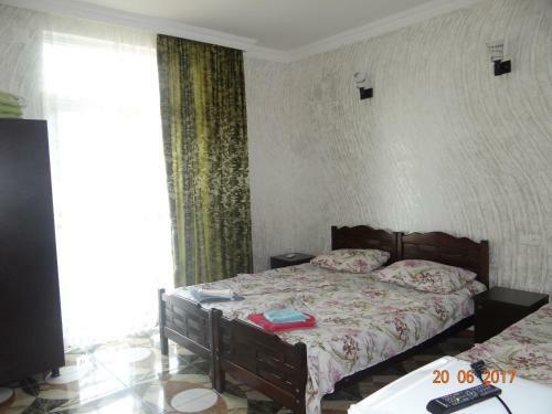 Hostal Guest House Zura