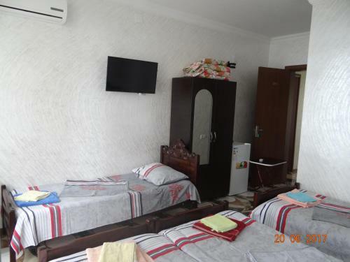 Hostal Guest House Zura