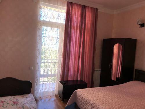 Hostal Guest House Zura