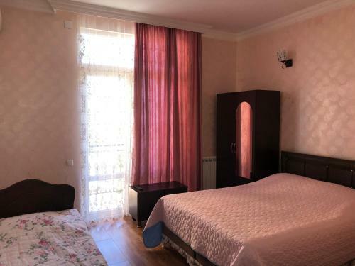 Hostal Guest House Zura