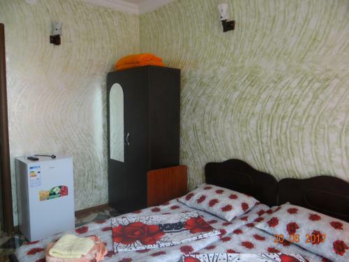 Hostal Guest House Zura