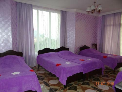 Hostal Guest House Zura