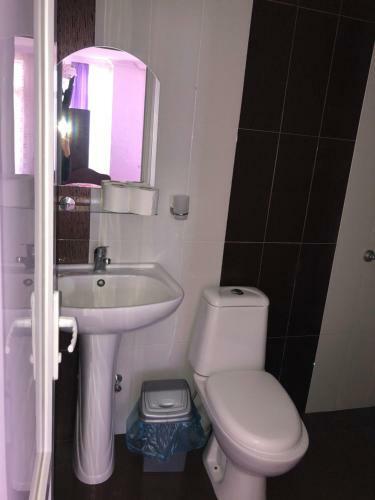 Hostal Guest House Zura
