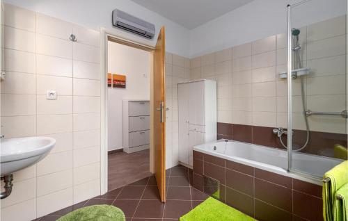 Holiday Home Kunj Croatia