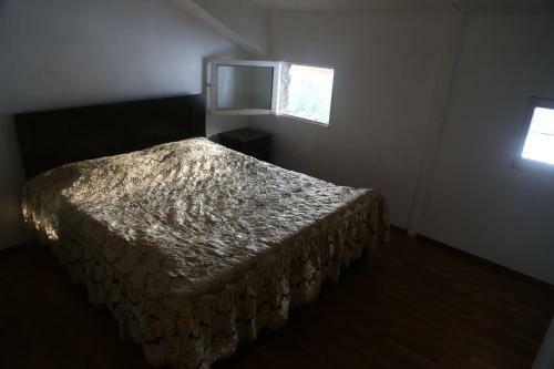 Hostal N&n Guest House