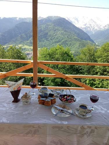 Hostal Eco Guest House Latali