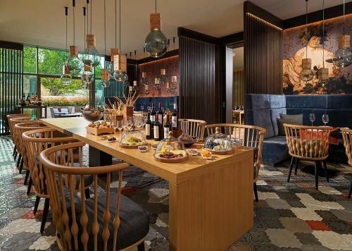Hotel Sheraton Grand Tbilisi Metechi Palace
