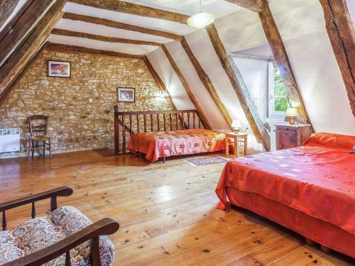 Cozy Holiday Home In Besse With Swimming Pool