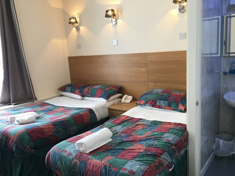 Hostal Smiths Hotel