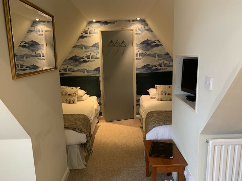 Hotel Knights Court