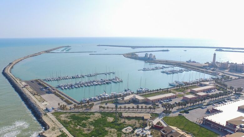 Hotel Marina Di Cala Del Sole