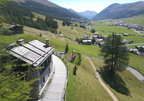 Chalet Charm