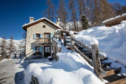 Chalet Charm