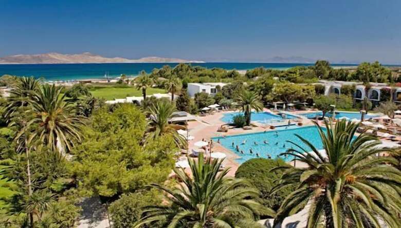 Hotel Caravia Beach