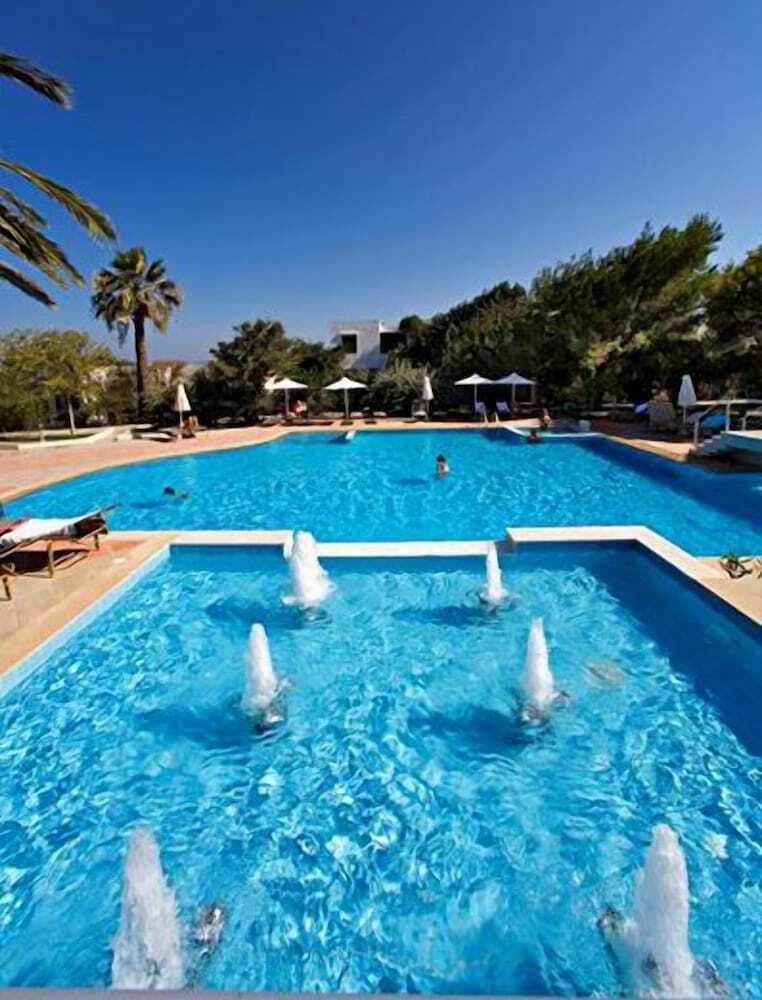 Hotel Caravia Beach