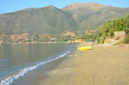 Aparthotel Skoutari Beach Hotel