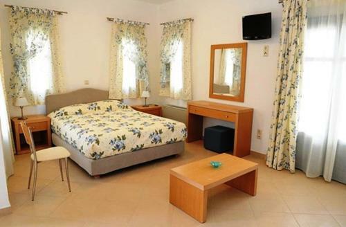 Aparthotel Augustis Suites