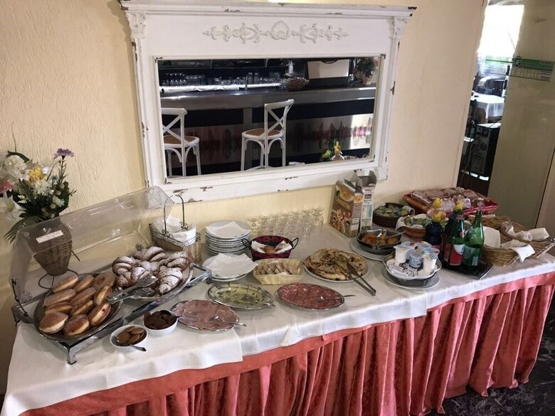 Hotel Albergo Pensione Cinquestelle