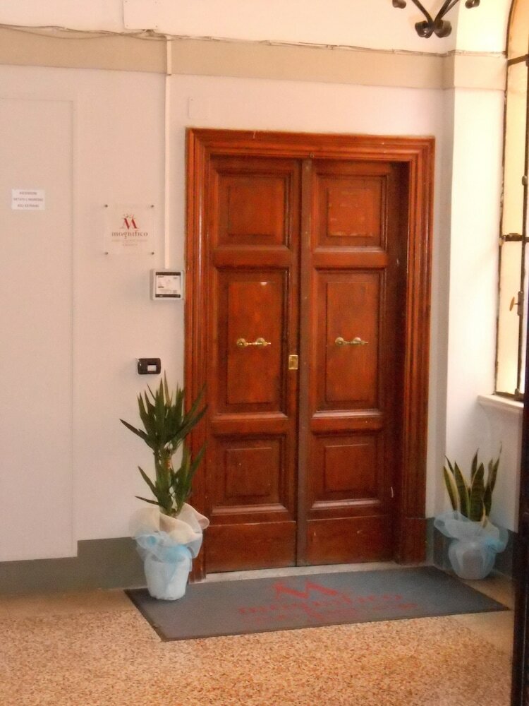 Hostal Magnifico Rome