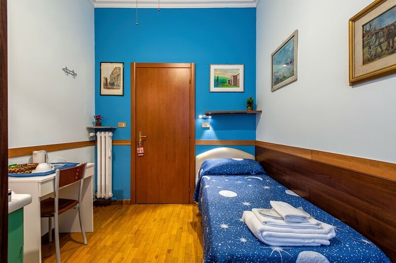Hostal Alessandro A San Pietro Best Bed