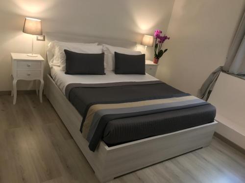 Hostal Angolo Di Roma Guest House