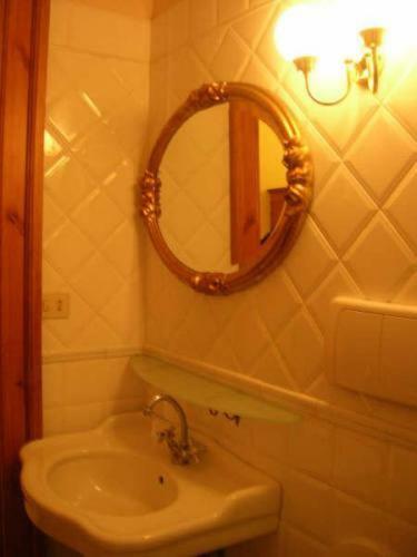 Hostal Marta Guest House