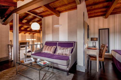 Hostal The Inn At The Spanish Steps