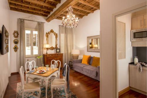 Hostal The Inn At The Spanish Steps