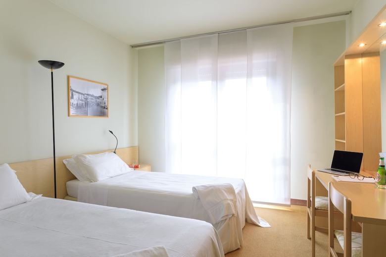 Brianteo Hotel And Restaurant